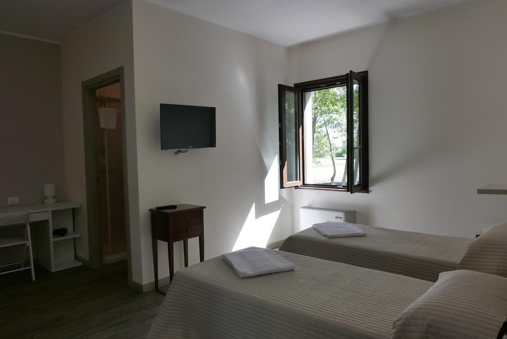 Agriturismo Boschi Celati Roncaglia Exterior photo